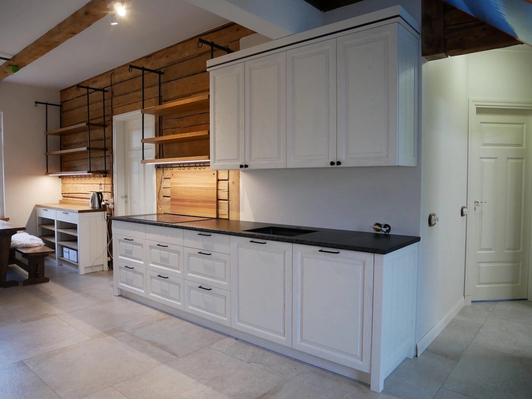 Eritellimusel mööbel